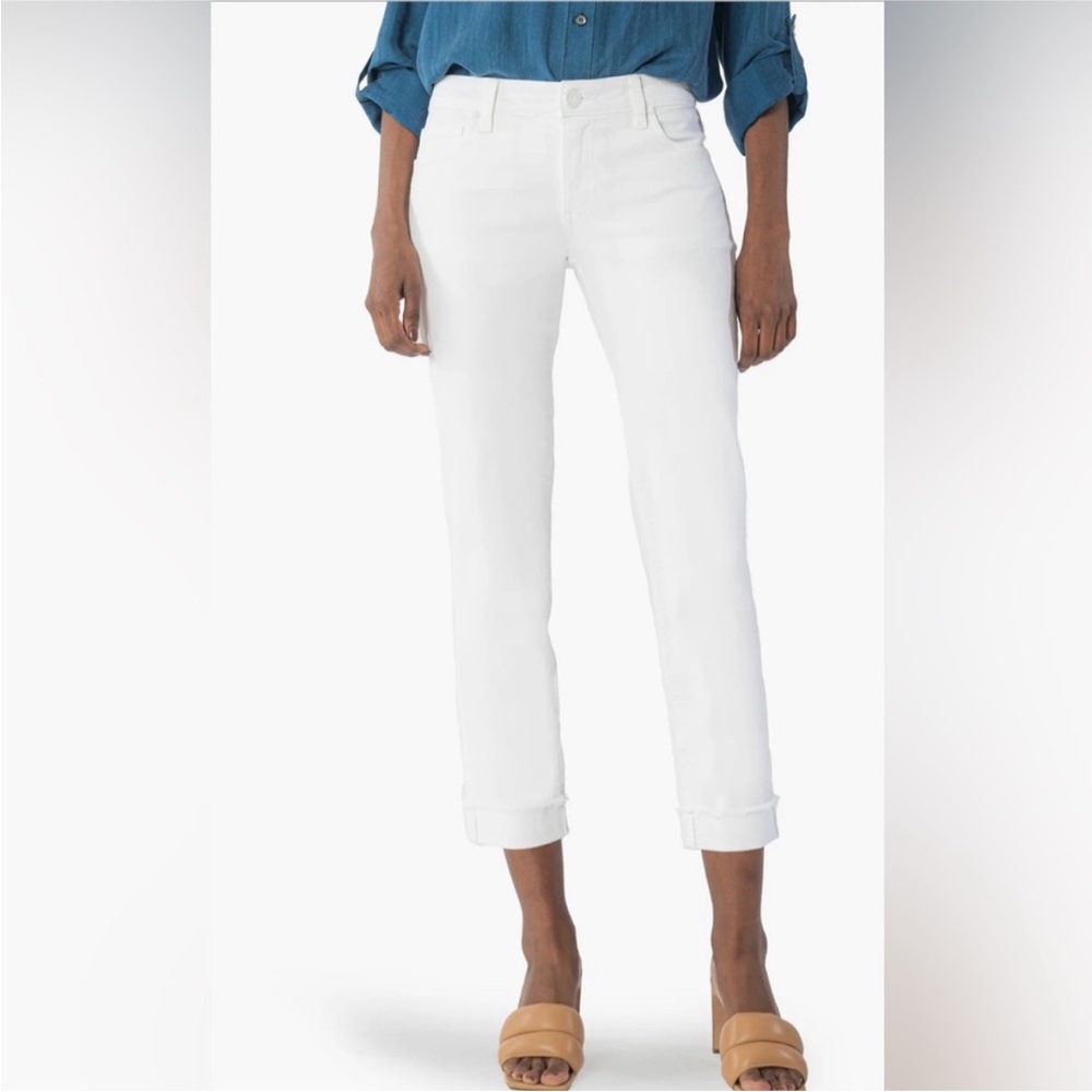 Kut from the Kloth Amy Mid Rise Crop Straight Leg